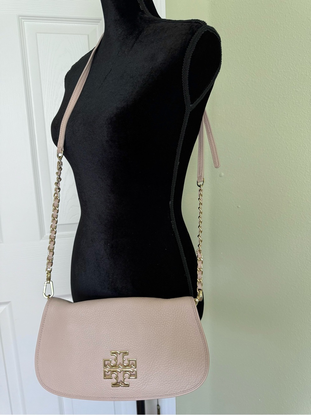 Tory Burch Britten Nude Pebbled Leather Crossbody Bag / Clutch